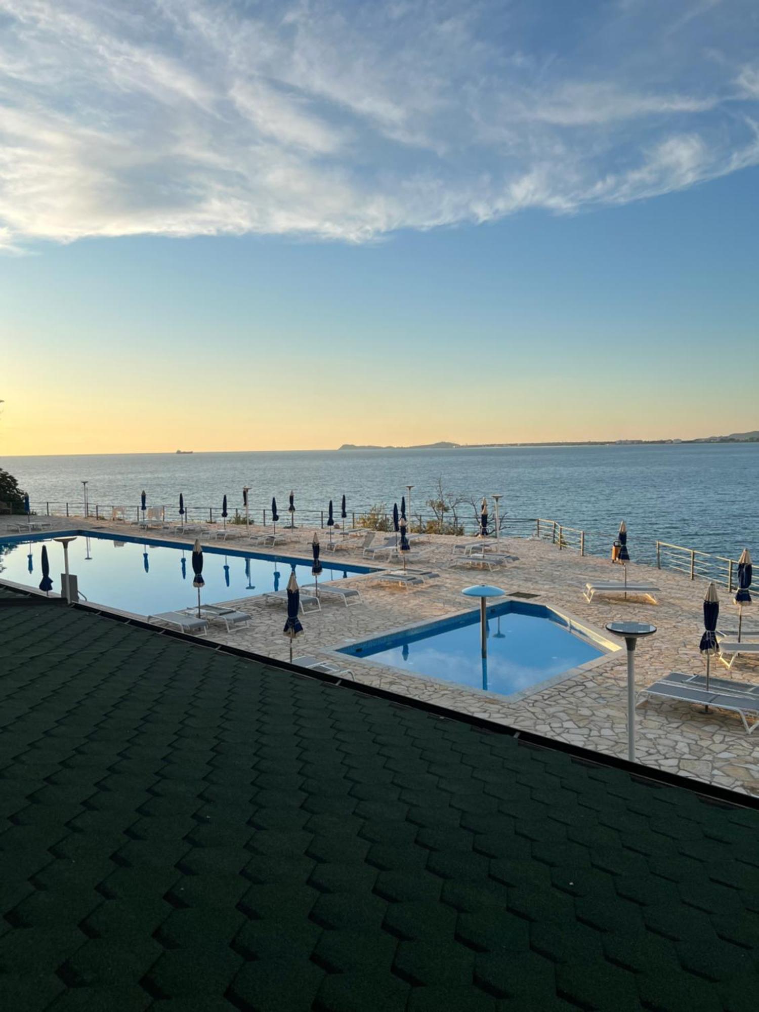Vlorë Sea View Apartment! מראה חיצוני תמונה